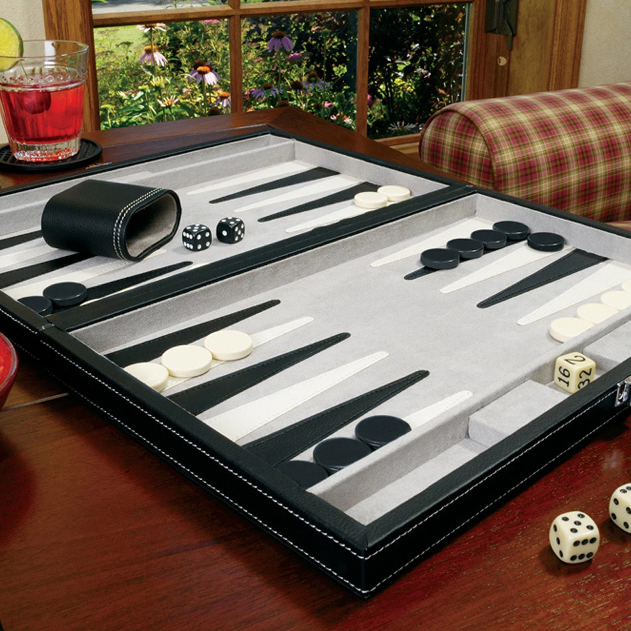 [OPEN BOX]  Mainstreet Classics Classic 15" Backgammon Set - Image 3